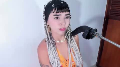 eimy_salome15 online show from 08/05/26, 05:27