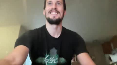 ein393 online show from 12/22/25, 03:20