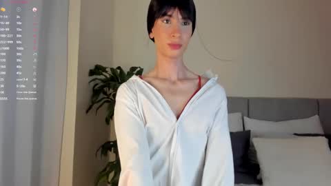 Einyel  online show from 02/10/25, 11:02