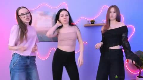 Sweet Eira online show from 04/14/26, 09:04