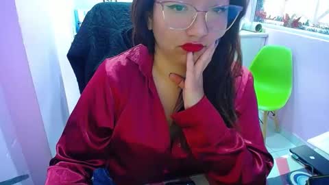 Snapshot of eireneninon chatting on 01/03/25, 08:01 Eirene online show from 01/03/25, 08:01