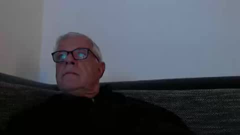 eisbaer1957 online show from 03/28/26, 07:46