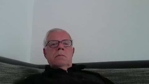 eisbaer1957 online show from 04/12/26, 06:07