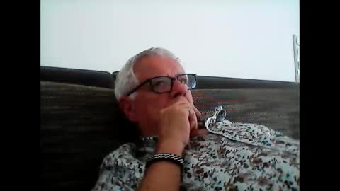 eisbaer1957 online show from 05/23/26, 04:33