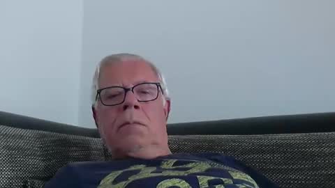 eisbaer1957 online show from 05/31/26, 06:53
