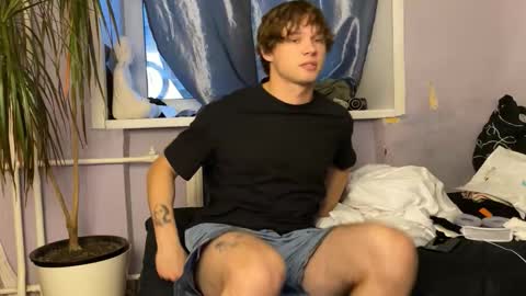 Eitan online show from 09/22/25, 01:57