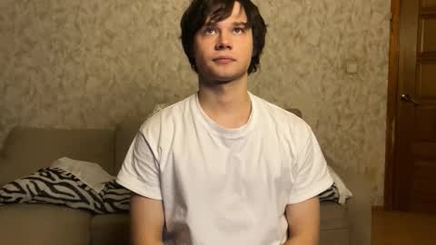 Eitan online show from 12/19/25, 04:25