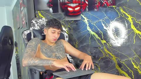 Eithan online show from 04/01/26, 02:47