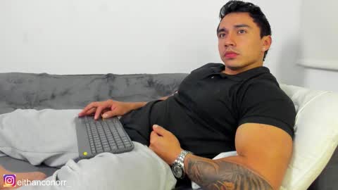 Snapshot of eithanconor1 chatting on 02/04/26, 02:50 EITHAN CONOR online show from 02/04/26, 02:50