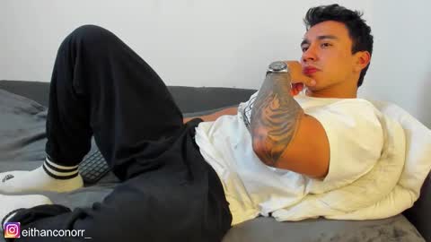 Snapshot of eithanconor1 chatting on 02/20/26, 02:30 EITHAN CONOR online show from 02/20/26, 02:30