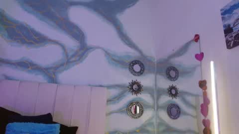 Eka online show from 02/20/25, 03:45