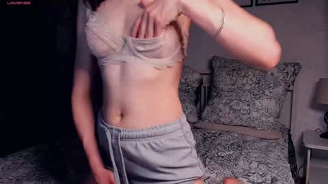 Elis 3 online show from 02/02/25, 02:27