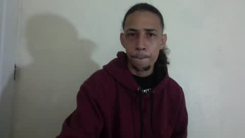 Instagram BelowAbajo online show from 04/05/26, 02:31