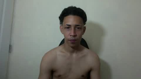 Instagram BelowAbajo online show from 04/15/26, 02:40