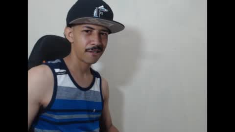 Instagram BelowAbajo online show from 08/09/26, 03:44