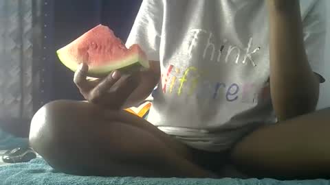 petite online show from 10/01/25, 06:03