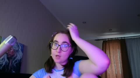 If you like it when I meow give me a thumbs up online show from 01/28/25, 01:16