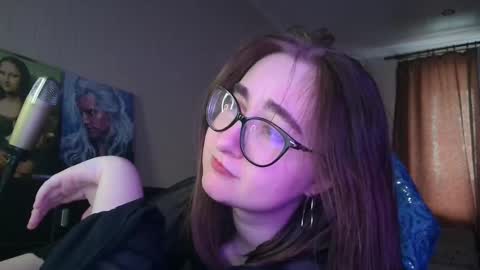 If you like it when I meow give me a thumbs up online show from 02/14/25, 01:18