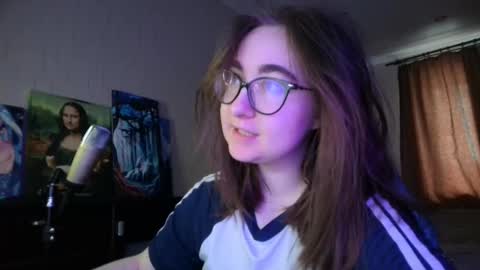 If you like it when I meow give me a thumbs up online show from 02/28/25, 09:15