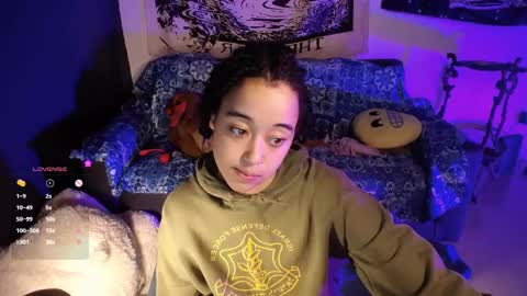 Snapshot of ela_0 chatting on 02/05/25, 06:24 Ela Help me reach 100 thumbs up online show from 02/05/25, 06:24