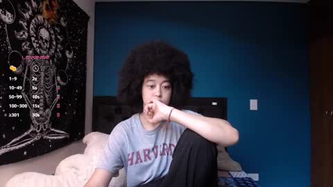 Snapshot of ela_0 chatting on 10/16/25, 07:37 Ela Help me reach 100 thumbs up online show from 10/16/25, 07:37