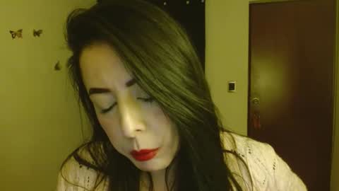 Snapshot of ela_3611 chatting on 06/25/26, 04:56 ela_3611 online show from 06/25/26, 04:56