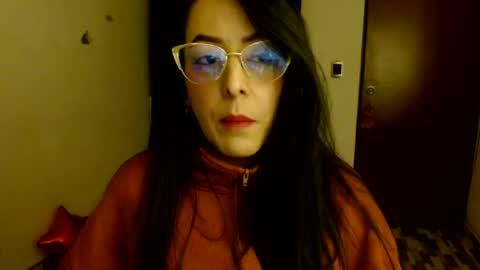 Snapshot of ela_3611 chatting on 07/17/26, 02:29 ela_3611 online show from 07/17/26, 02:29