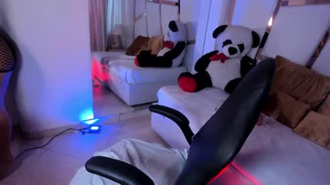 Ela Beli online show from 09/17/25, 04:14