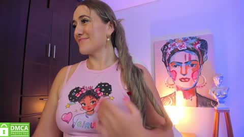 Snapshot of ela_ps chatting on 02/01/25, 02:45 LOREIN online show from 02/01/25, 02:45