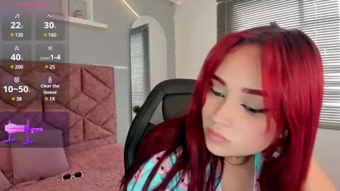 Snapshot of elaia_muller chatting on 03/03/25, 07:28 Elaia online show from 03/03/25, 07:28