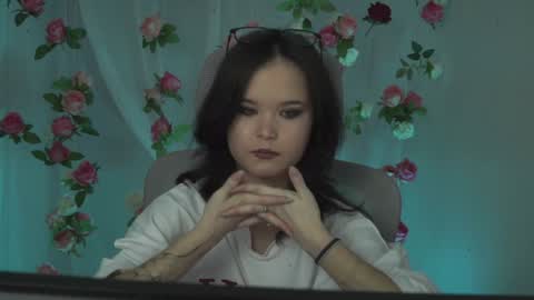 Your sweet girl online show from 02/07/25, 07:27