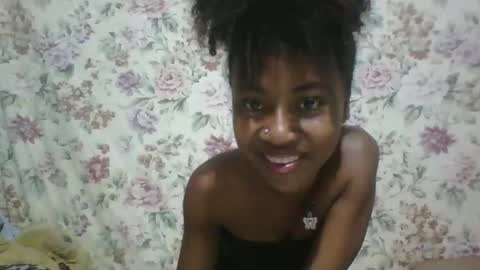 Snapshot of elalia1234 chatting on 11/10/25, 02:10 elalia1234 online show from 11/10/25, 02:10