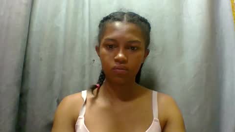 elaliealdy online show from 12/17/25, 04:40