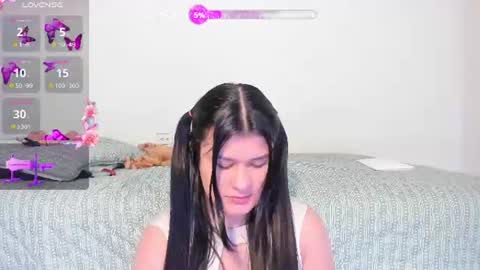 Snapshot of elalove_ chatting on 07/11/26, 07:44 Ela online show from 07/11/26, 07:44