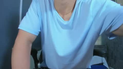 Snapshot of elangiraldo chatting on 06/19/26, 09:40 Elan Giralon online show from 06/19/26, 09:40