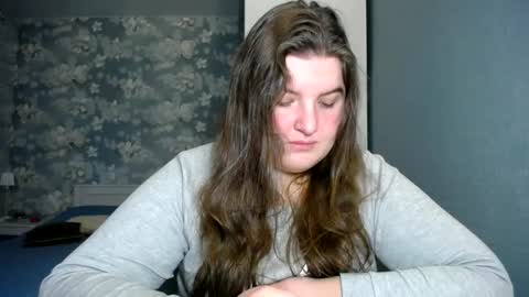 Elanis online show from 12/22/24, 10:17