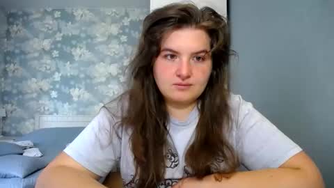 Elanis online show from 05/24/26, 02:00