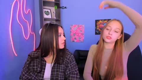 Elara online show from 03/19/26, 12:20