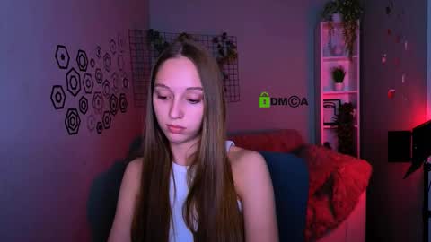 Elara online show from 03/29/26, 09:09