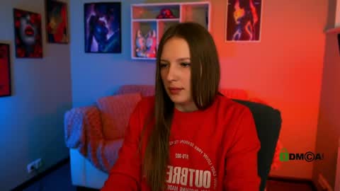 Elara online show from 04/09/26, 06:19