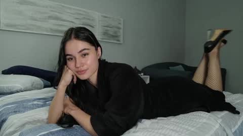 Elara Hayes online show from 05/06/26, 04:56