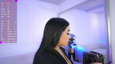 Snapshot of elasummeer chatting on 02/14/25, 12:03 Elasummeer online show from 02/14/25, 12:03