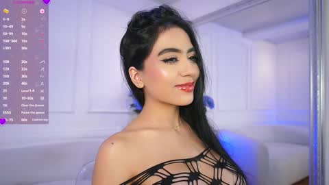 Snapshot of elasummeer chatting on 02/22/25, 02:41 Elasummeer online show from 02/22/25, 02:41