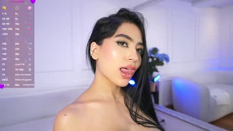 Snapshot of elasummeer chatting on 02/22/25, 08:53 Elasummeer online show from 02/22/25, 08:53