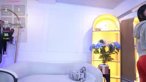 Snapshot of elasummeer chatting on 10/03/25, 11:40 Elasummeer online show from 10/03/25, 11:40