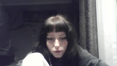 Lia online show from 05/01/26, 05:17