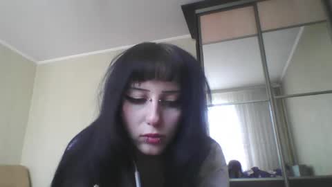 Lia online show from 05/07/26, 12:10