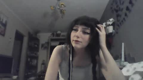 Lia online show from 05/21/26, 05:31