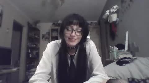 Lia online show from 06/18/26, 06:45