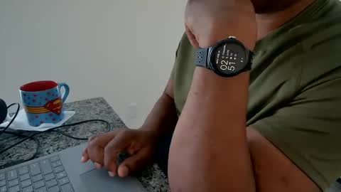 eldongue2024 online show from 02/26/25, 07:49